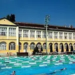 Csaszar Hotel