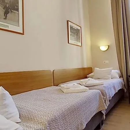 Csaszar Hotel